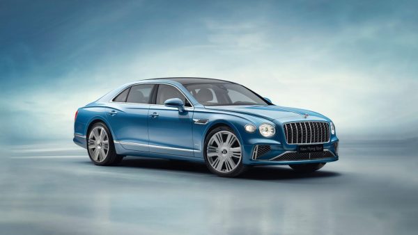 Bentley Flying Spur V8 Azure – The Ultimate in Luxury and Performance-SOLD
